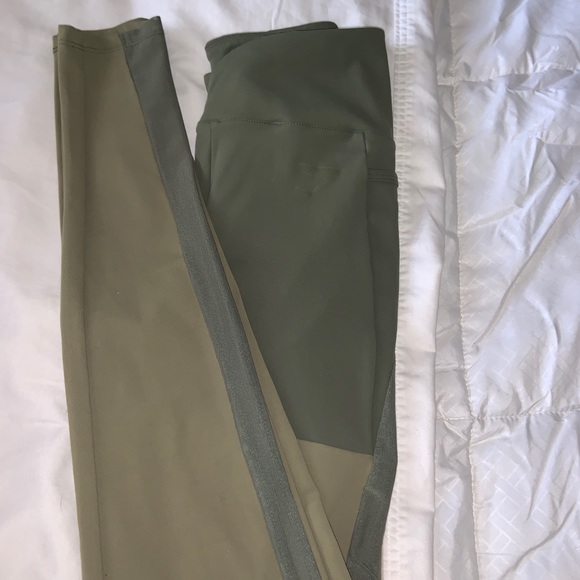 Gymshark x nikki B leggings - Picture 4 of 8